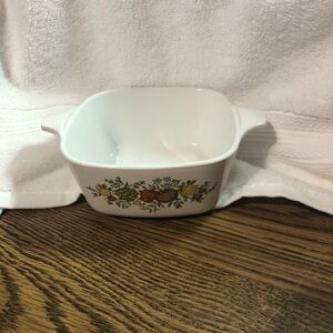 Vintage Corning Ware Spice of Life casserole dish 2.75 cup petite baking dish